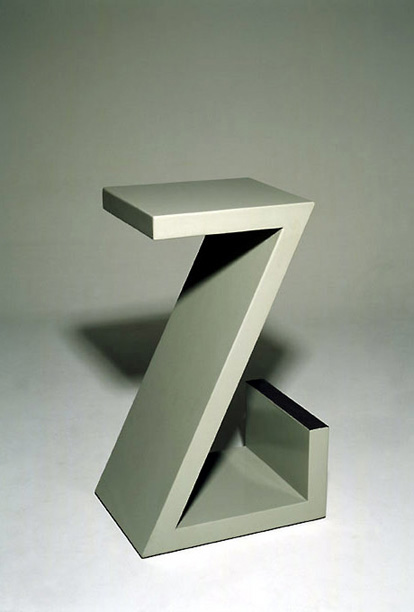 de Zerb stoel in een grijze uitvoering